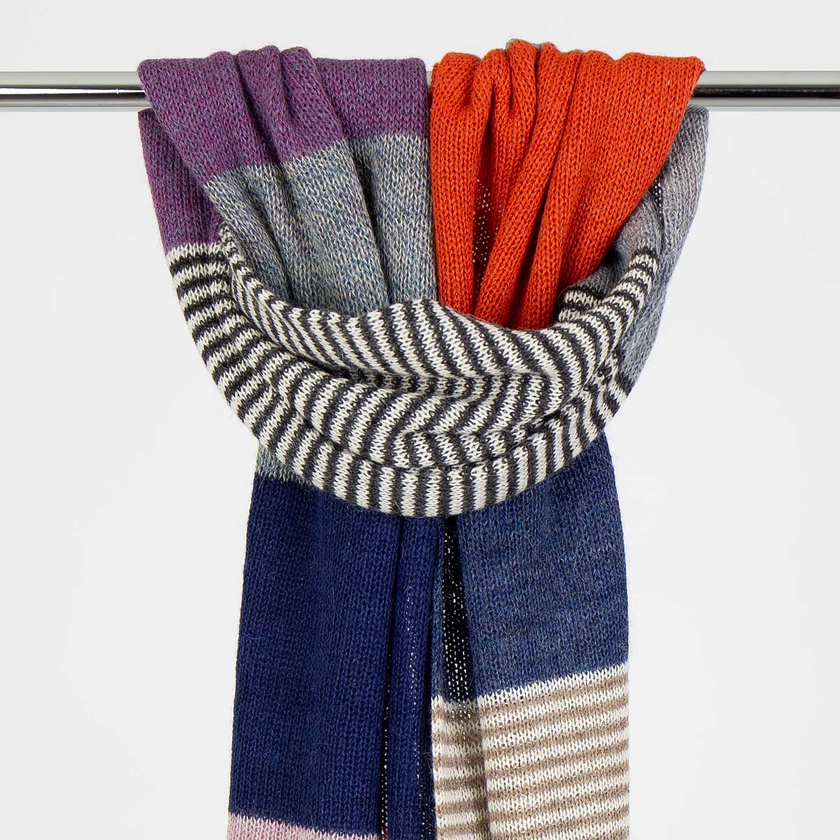 ALPACKA/26 Thea Halsduk