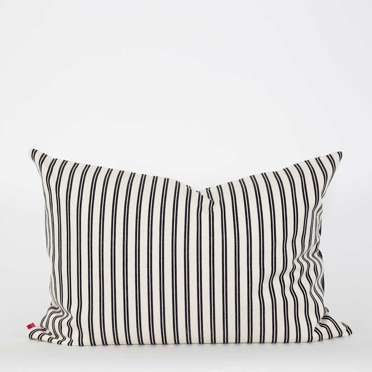 AZURA Kuddfodral 50x70, offwhite/svart