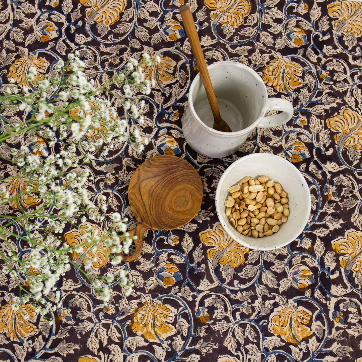 YELLOW POPPY Tablecloth, black/yellow