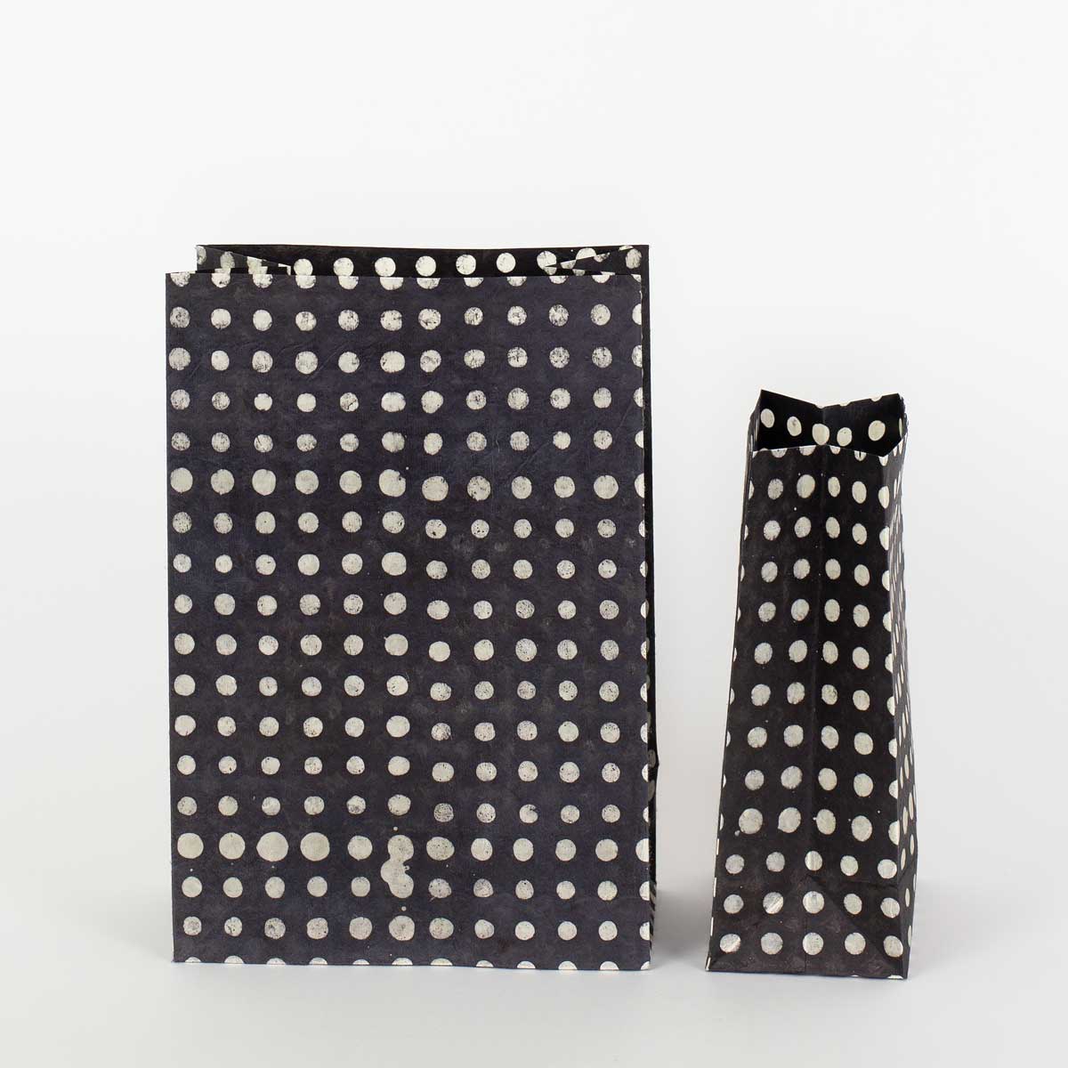 BLOT BATIK Papperspåse 2-pack, svart/offwhite