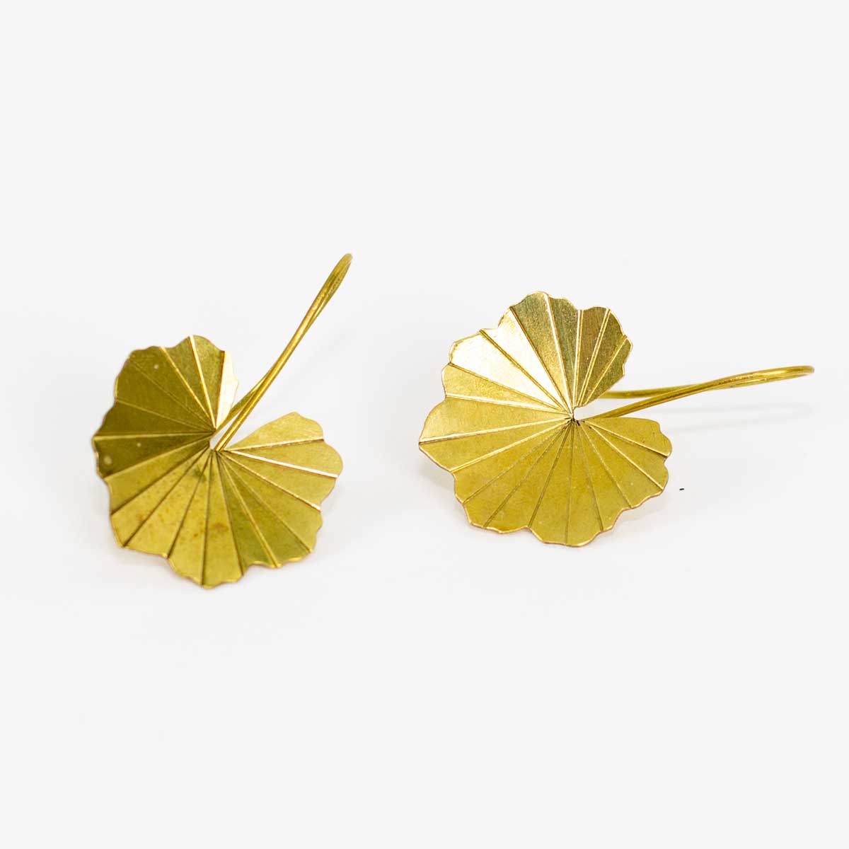 BRASS GINKGO Örhängen