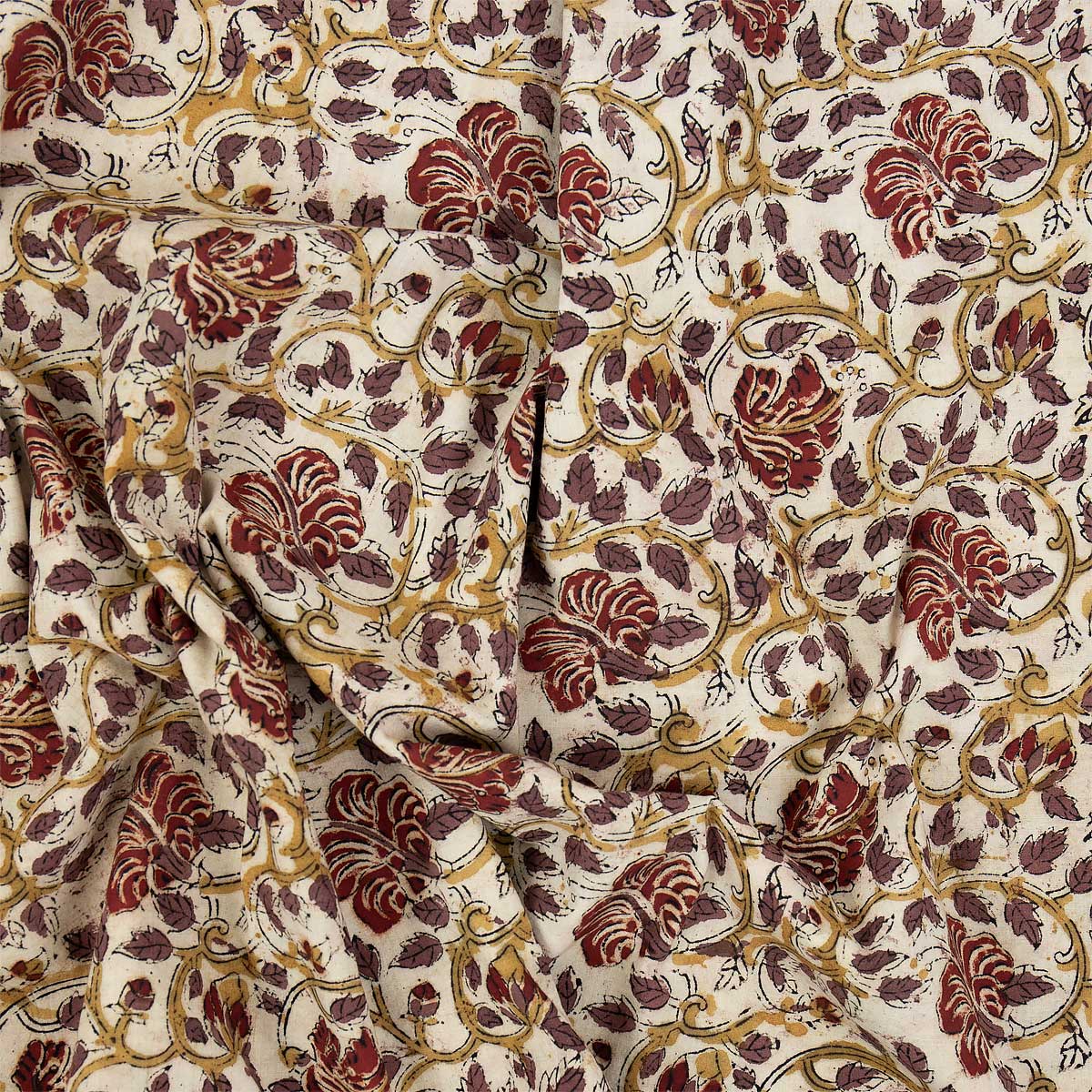 Färgglad duk i bomull, 140x260 cm, med beige, svart, rött mönster - Fair Trade