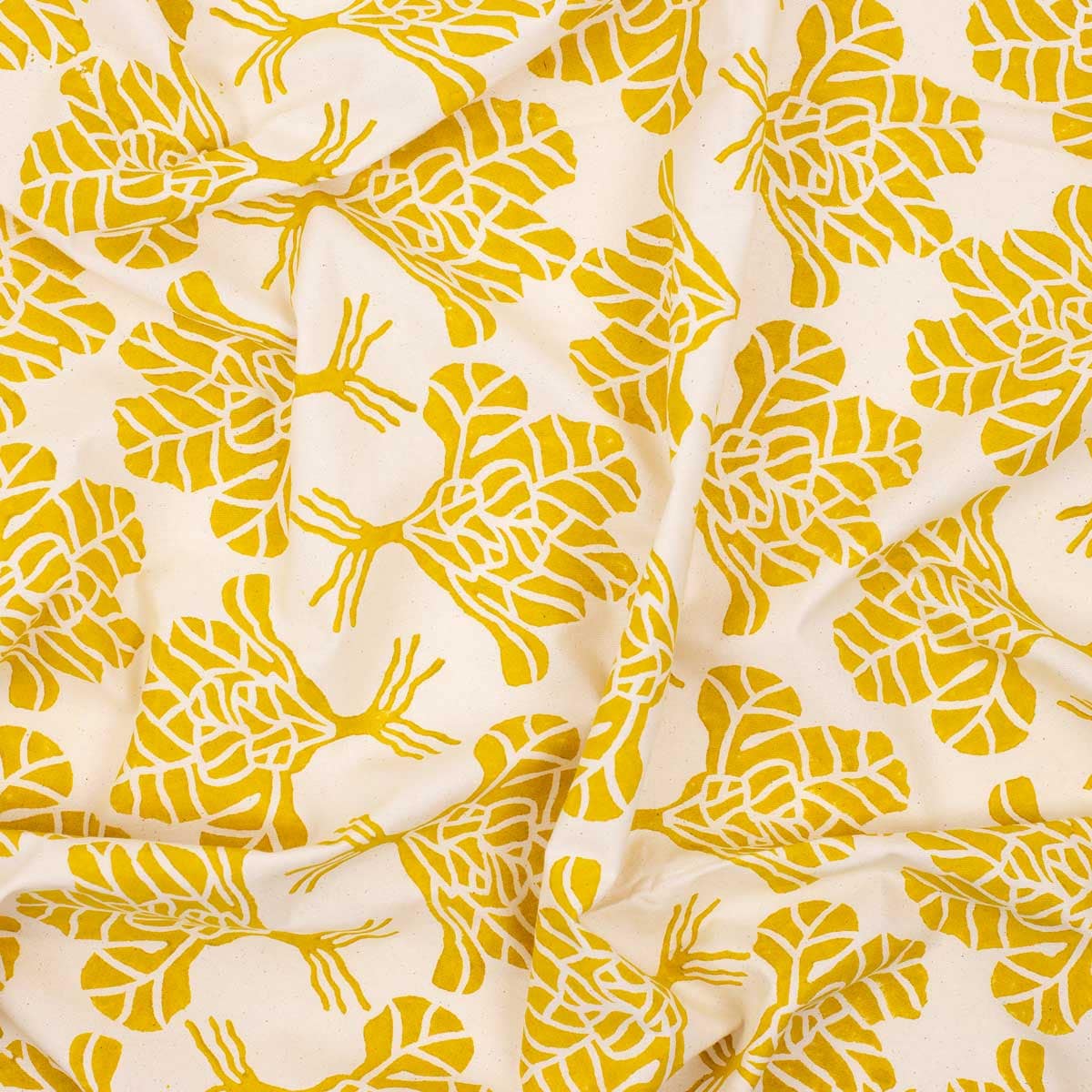 CALE Tablecloth 140x260, yellow