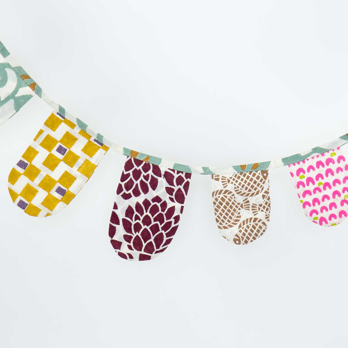 COLORS Bunting