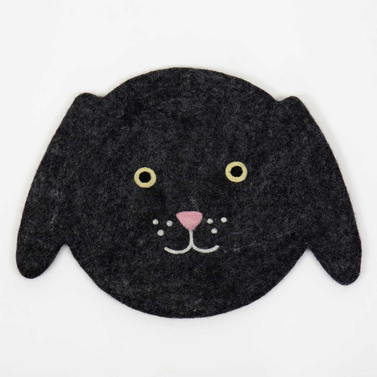 Svart sittdyna i form av kanin, handtovad ull