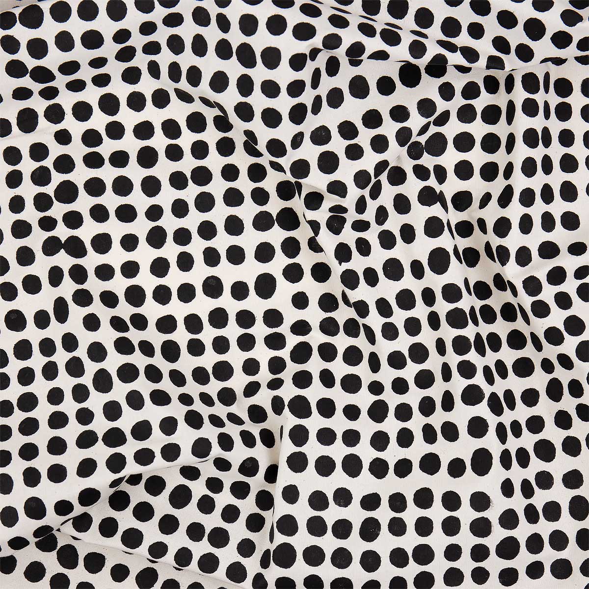 DOTS Duk 140x260, vit/svart