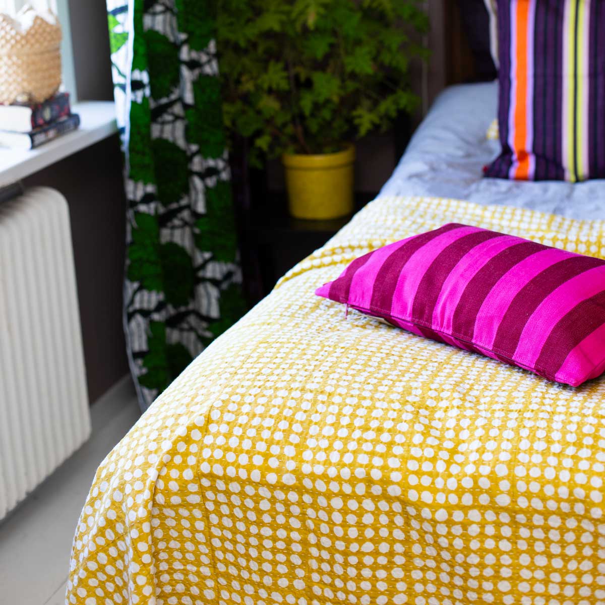 DOTS Överkast 250x270, gul/offwhite