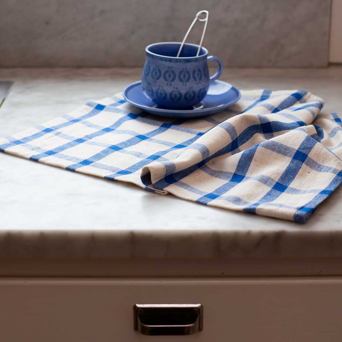 ECO BIG CHECK BLUE Handduk, offwhite/blå