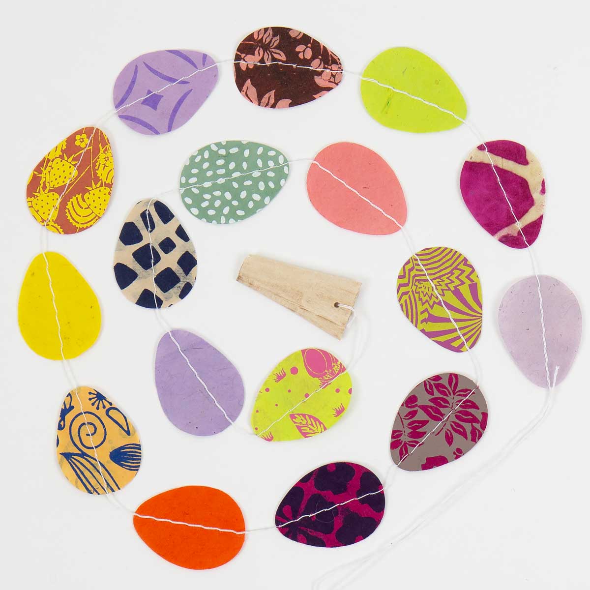 EGG Easter garland