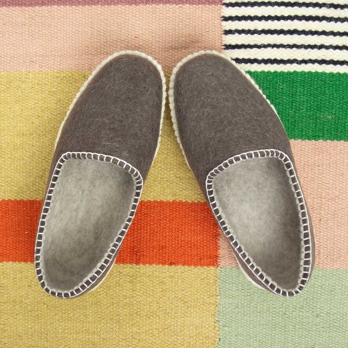 FELT Slippers 36, brown/white