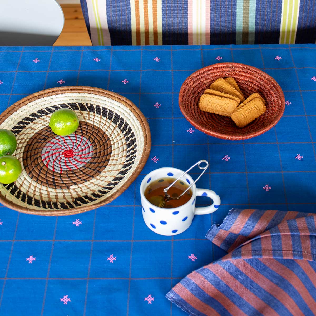 RAFFIA CIRCLES Bread basket