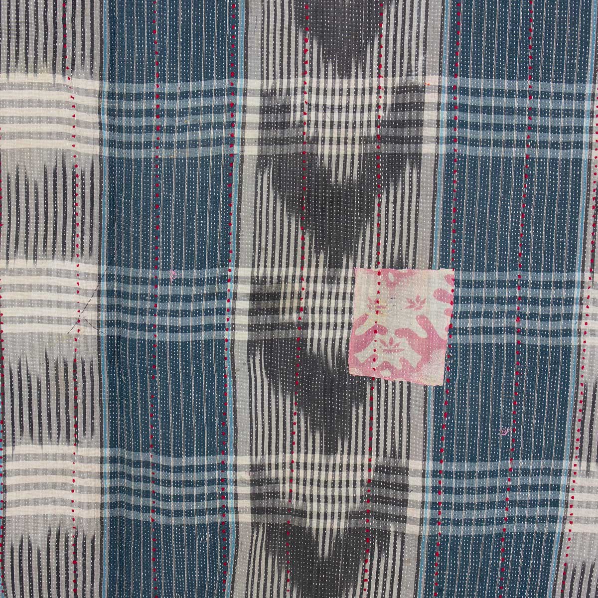 GUDRIS VINTAGE Quiltat tygstycke, no5