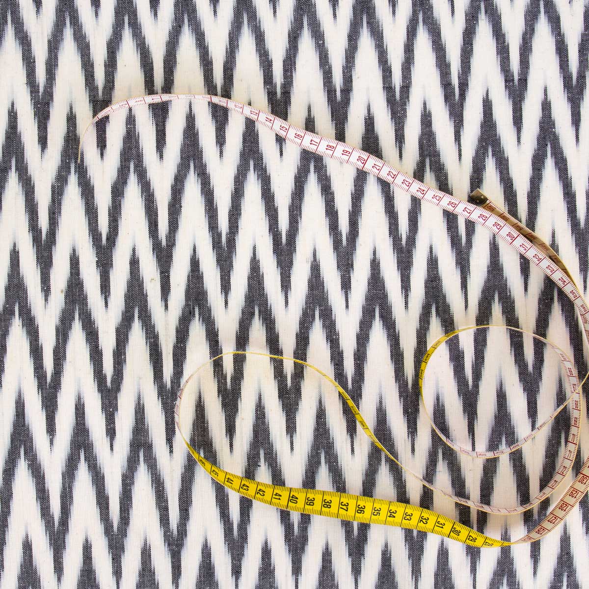 IKAT ZIGZAG Fabric, grey/white