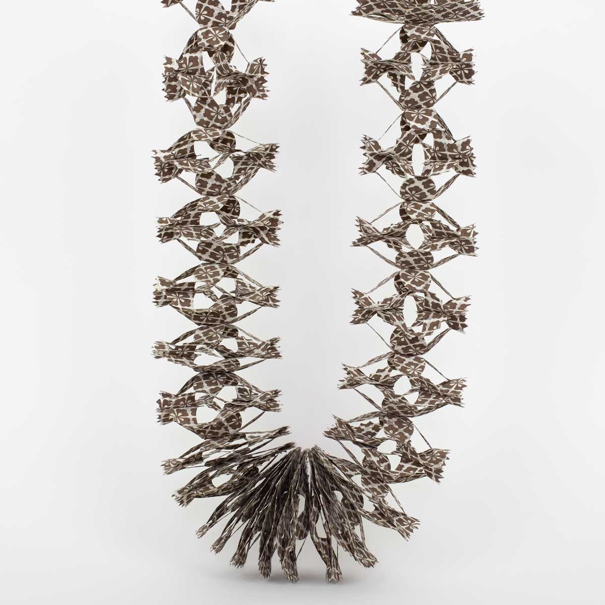 KATHMANDU Garland, white/brown