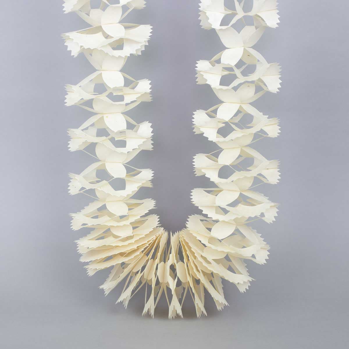 KATHMANDU Garland, white