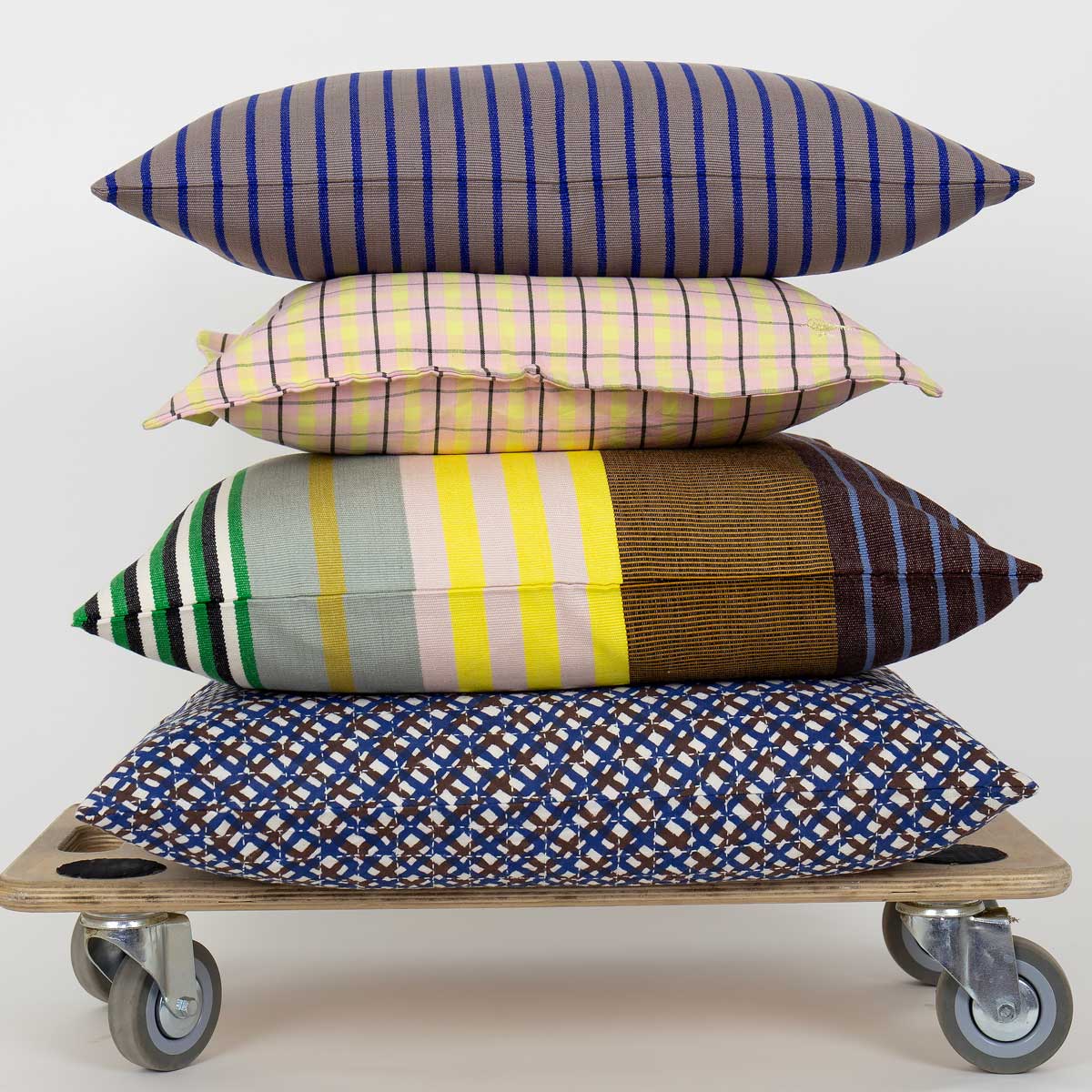 MELA Cushion cover 50x50, blue/burgundy