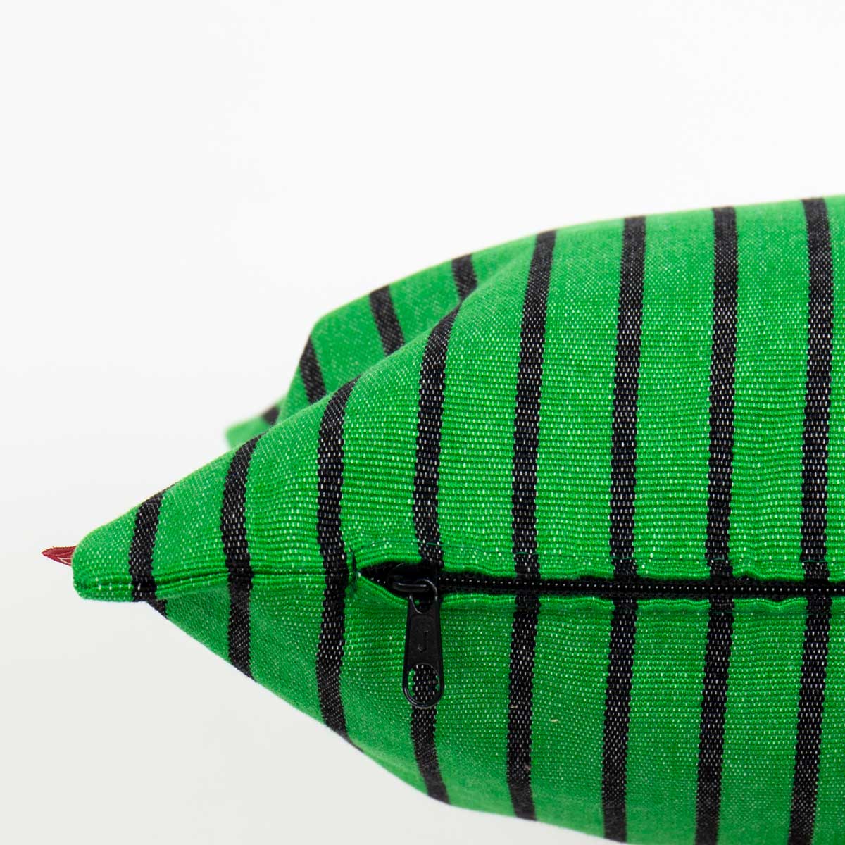 LAURA Cushion cover 30x50, green/black