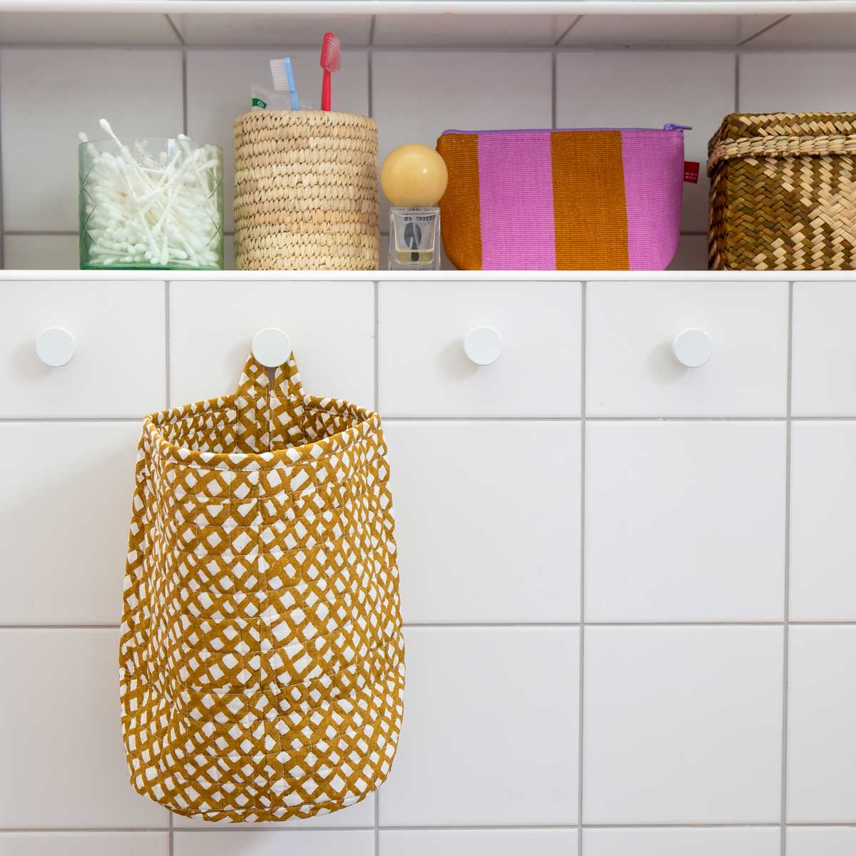 LEIRE toiletry bag S, mustard/lilac