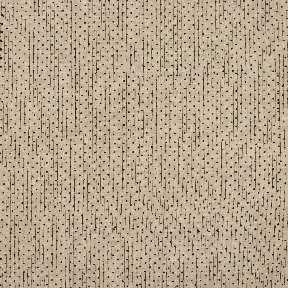 Randigt bomullstyg meed små prickar, på metervara i beige och svart