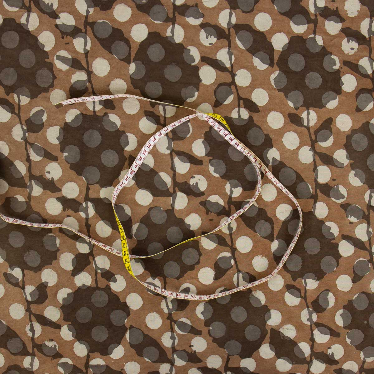 NATURAL Climbing rose Fabric