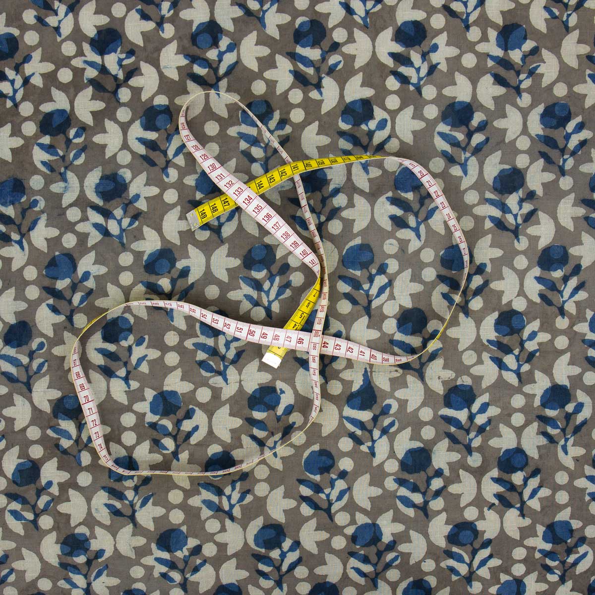 NATURAL Little Flower Fabric, grey/blue