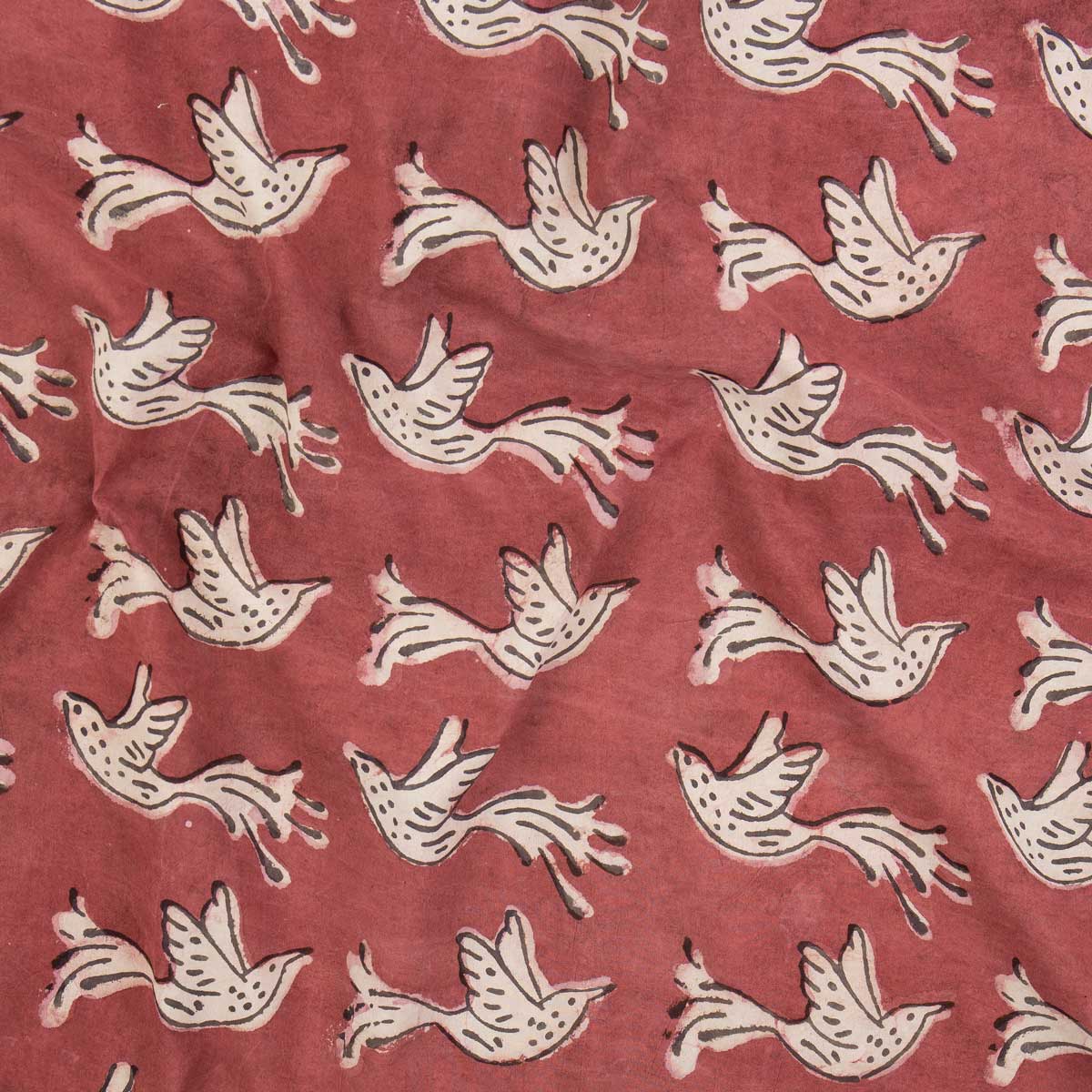 NATURAL SWALLOW Fabric, raspberry