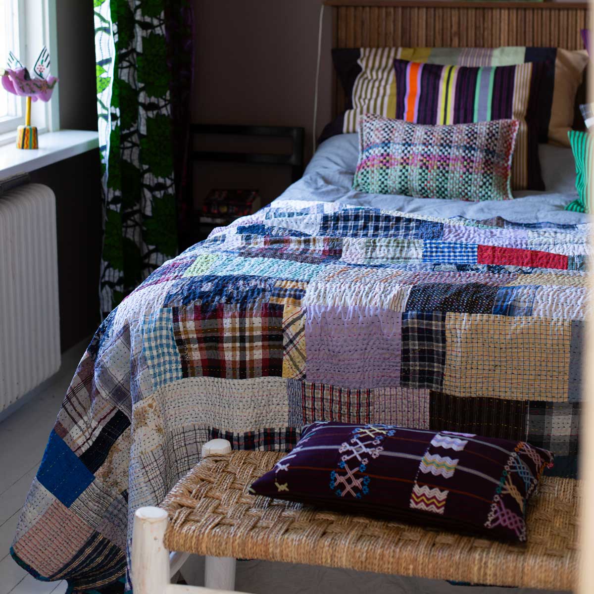 PIECES Bed cover 250x250