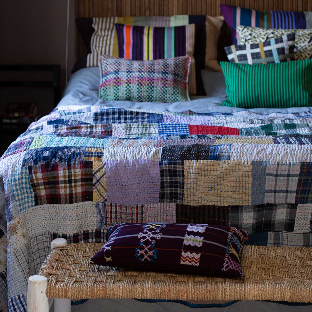 PIECES Bed cover 250x250