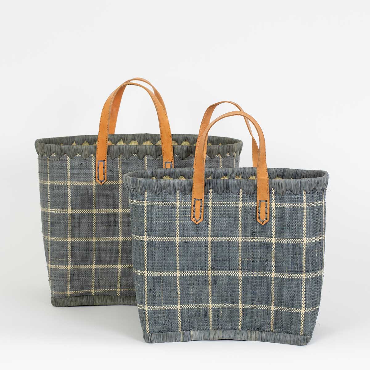RAFFIA Väska rutig S, grå