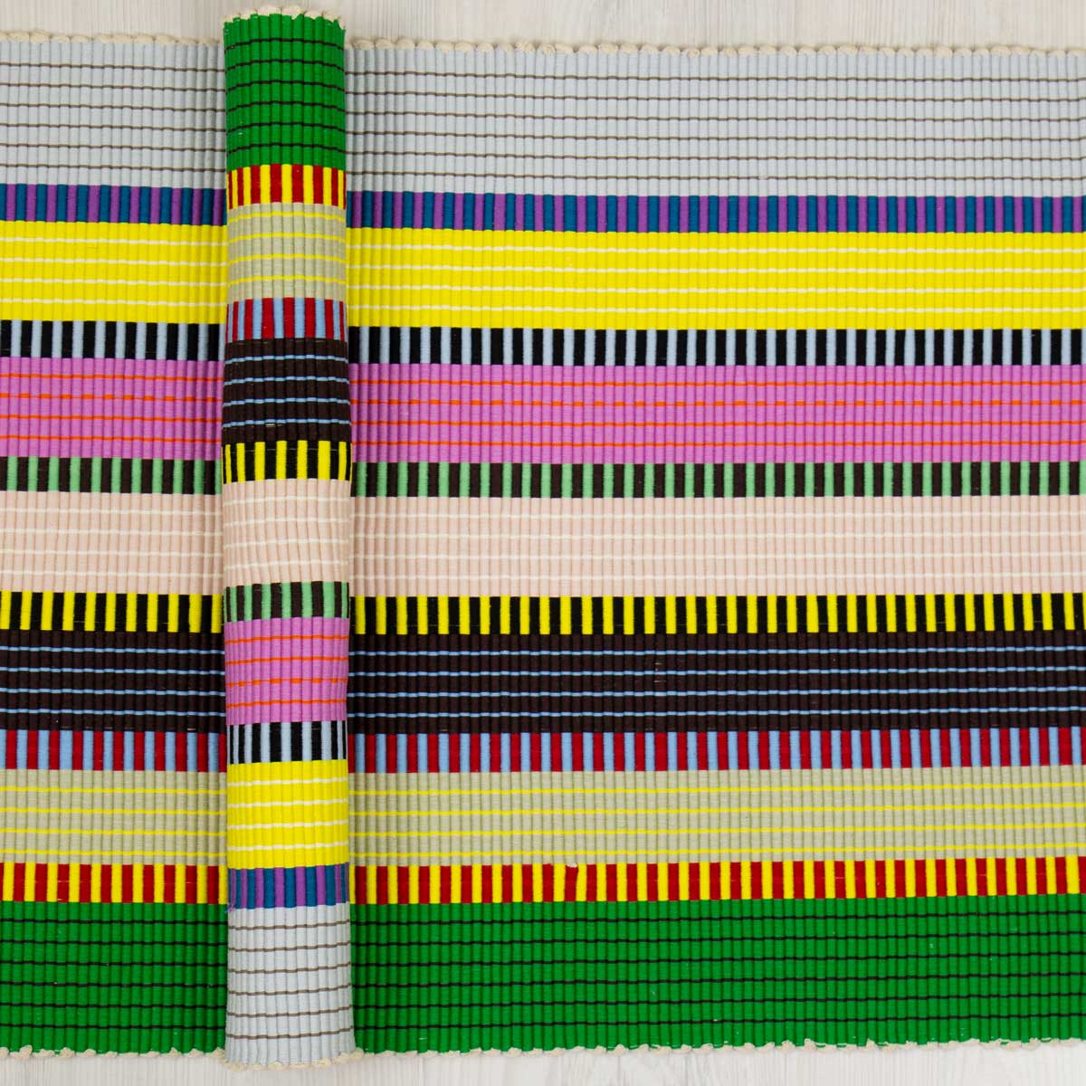 REBECA Reps rug 50x70