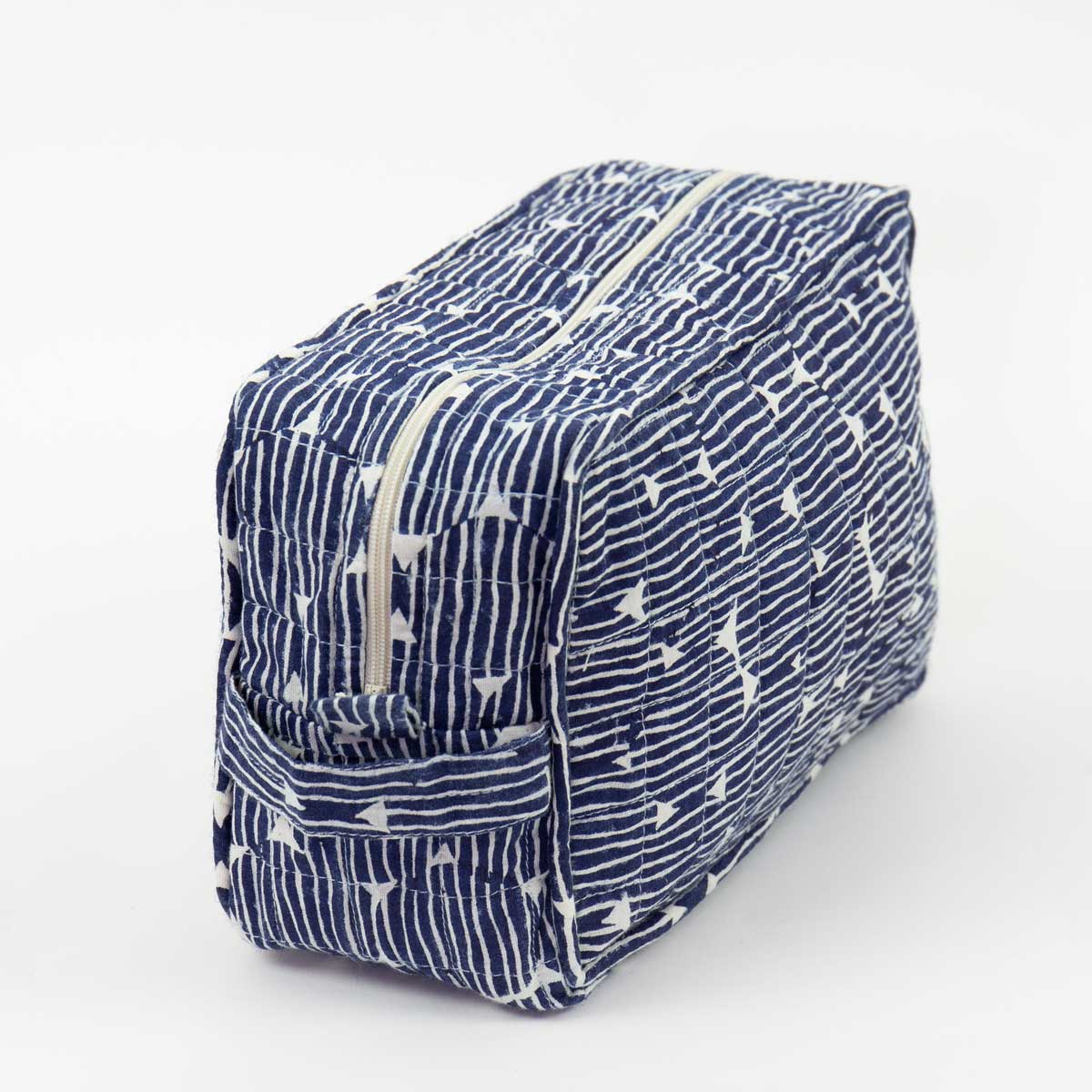 ROUNDS Toiletry bag M, blue