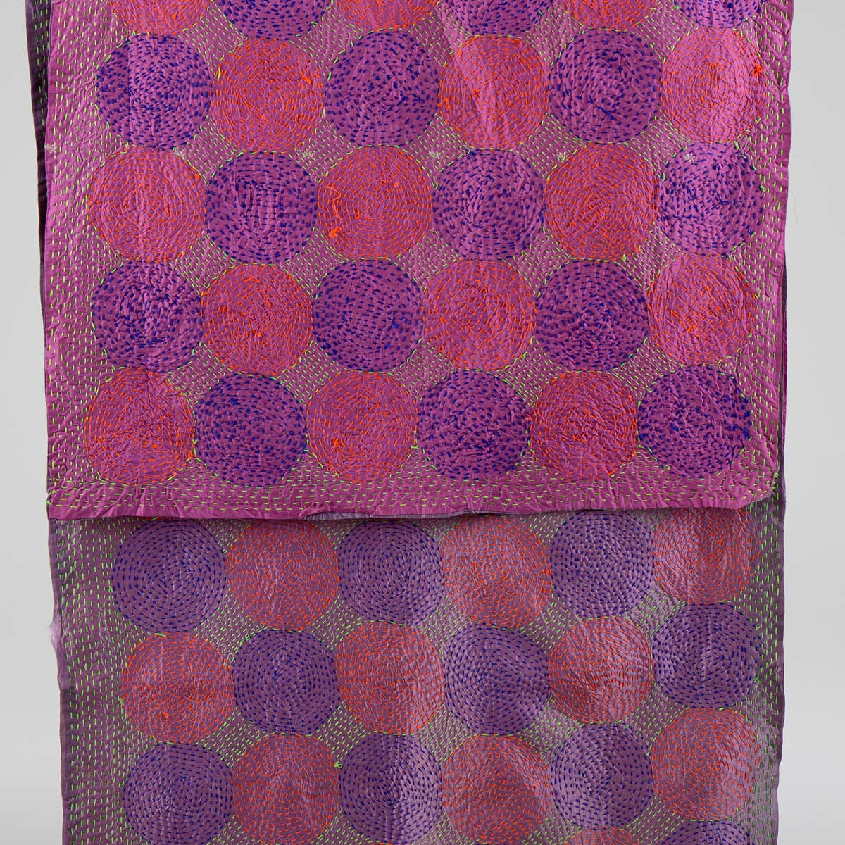 ROUND VINTAGE Silk scarf S, no20