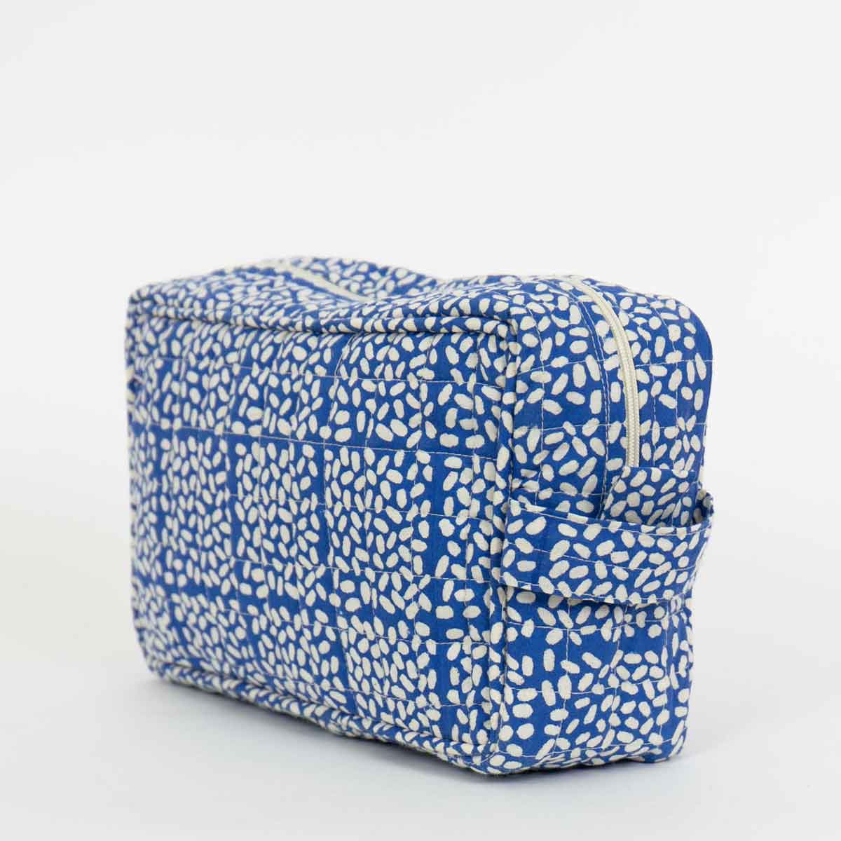 SEED Toiletry bag M, blue/white