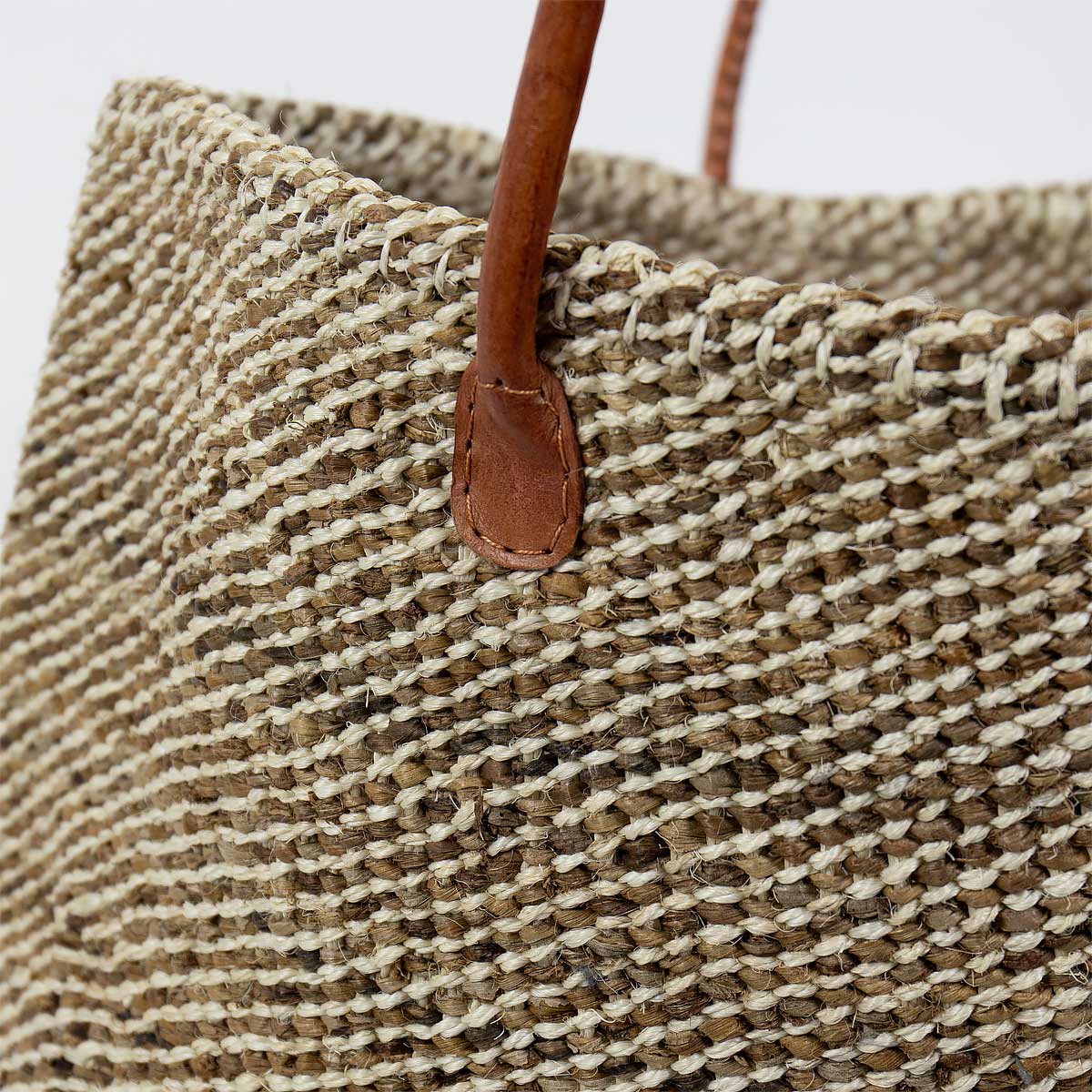 SISAL BANANA Basket w handle