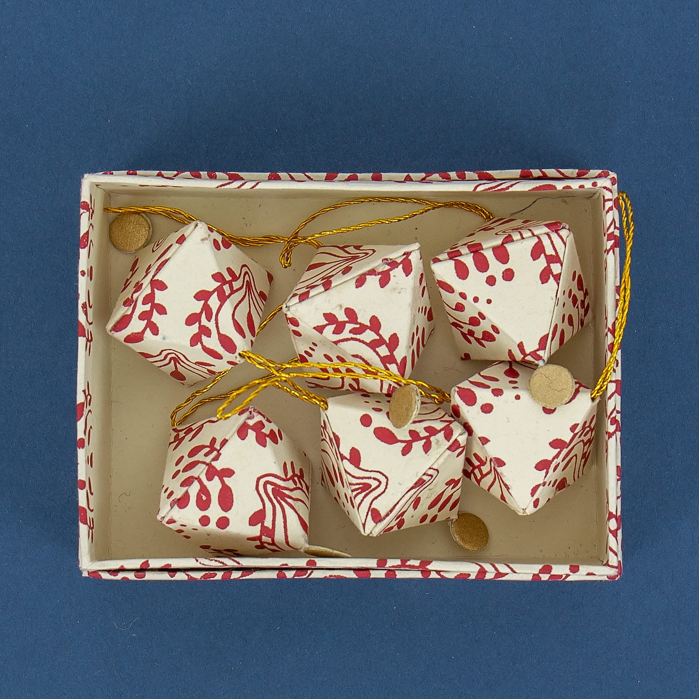 SPIRIT ROMB Christmas ornament 6-pack, white/red