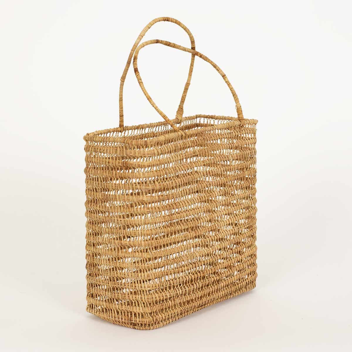 STRAW Liten korgväska