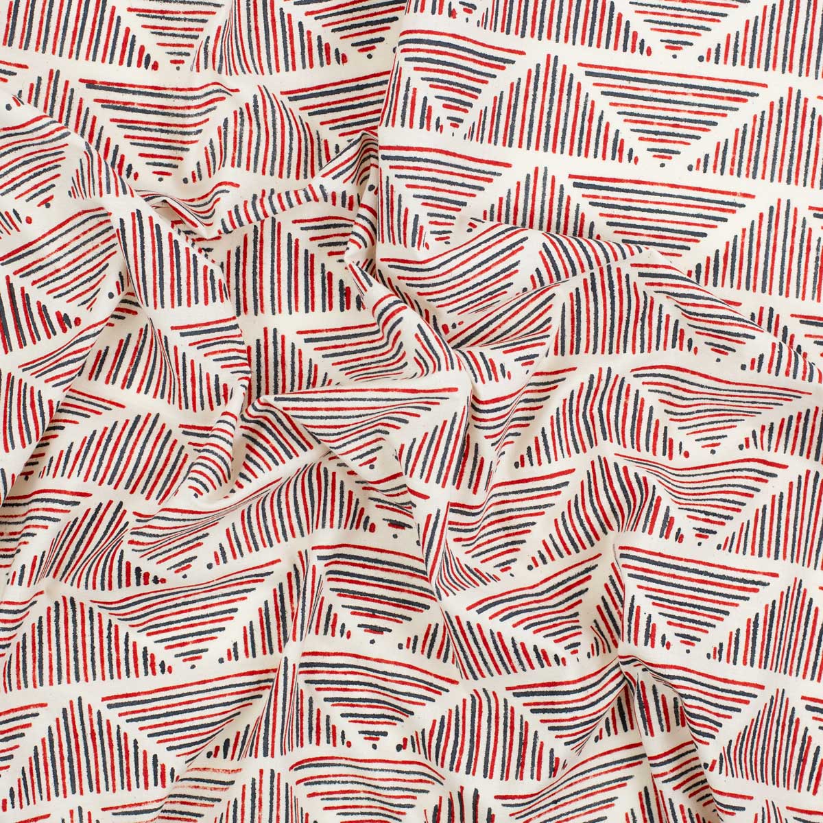 TRIANGULAR Fabric 114 cm, red/blue