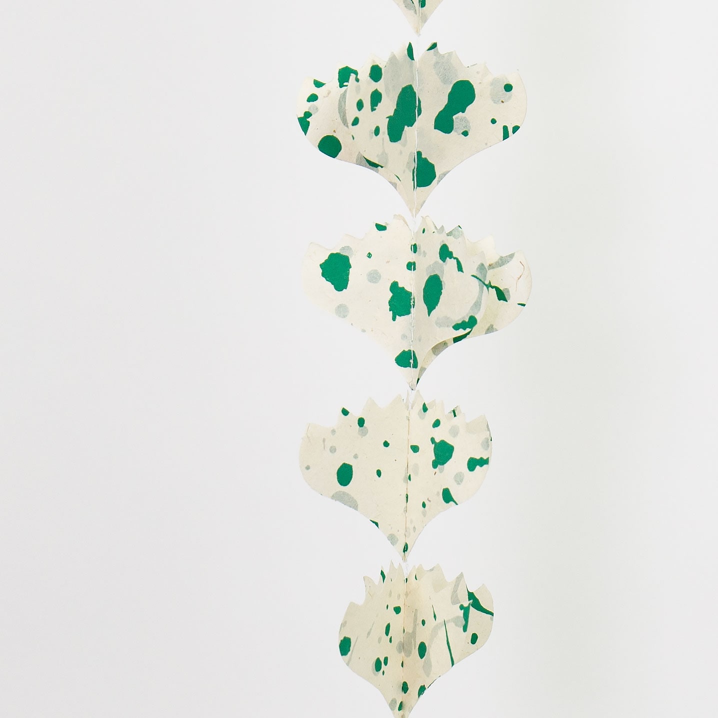 TULIP Garland, white/green