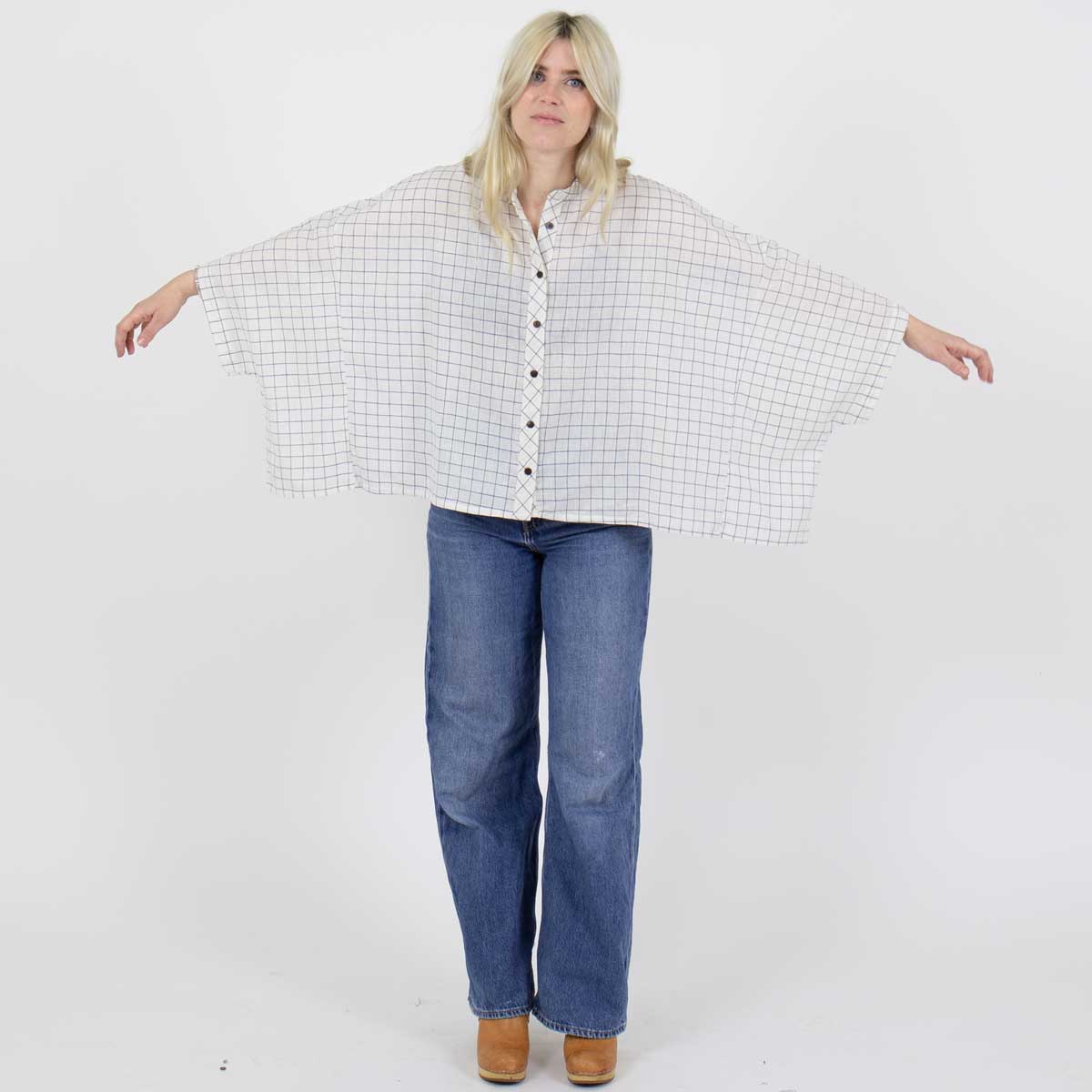 WHITE/BLUE CHECK Blouse, one size