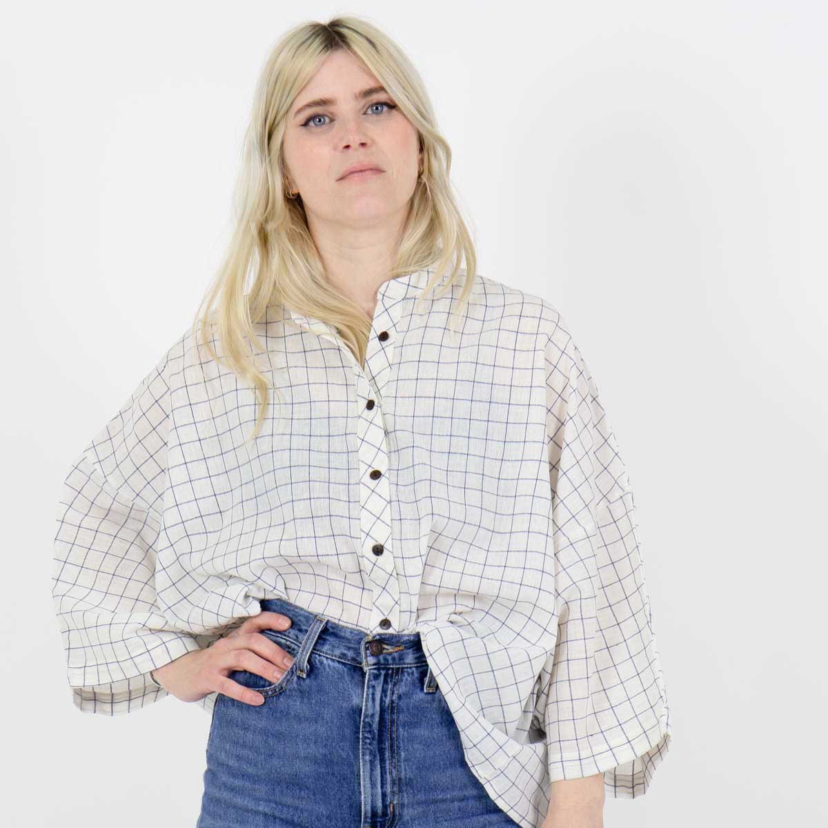 WHITE/BLUE CHECK Blouse, one size