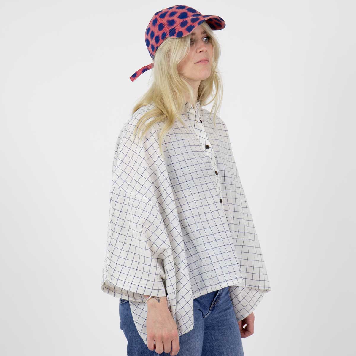 WHITE/BLUE CHECK Blouse, one size