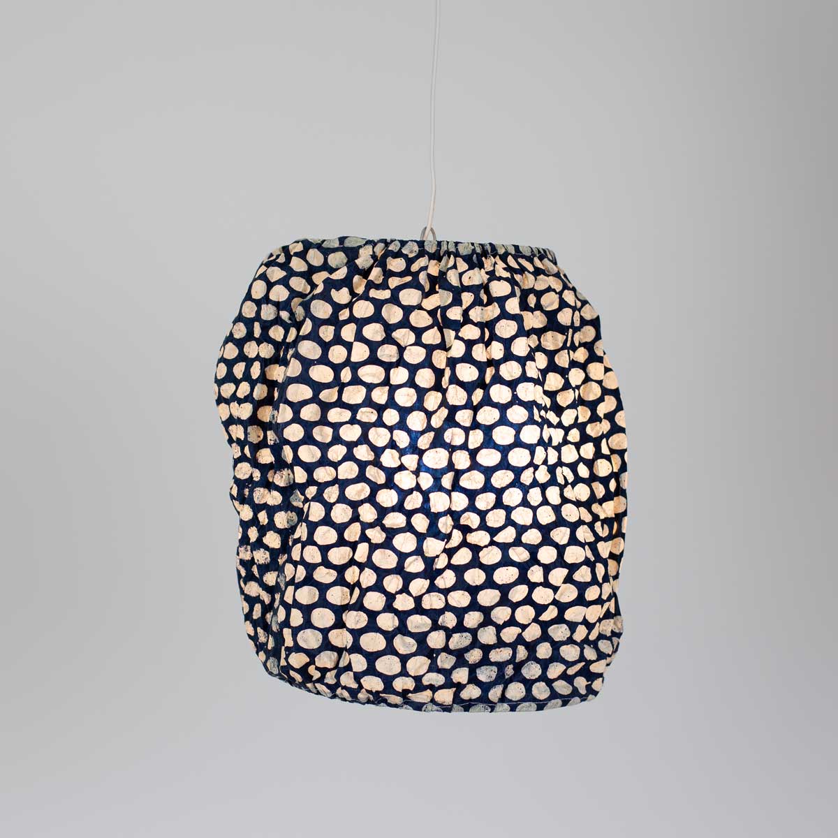 WRINKLE BATIK Lampshade, blue